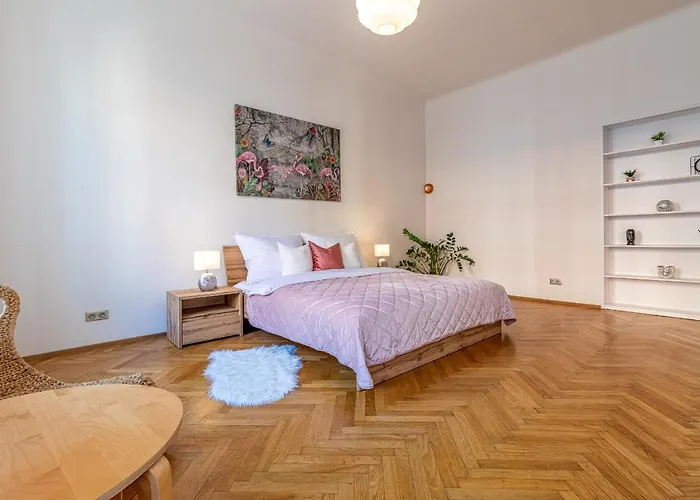 Daire Stylish Luxury Flat In Old Town Bratislava