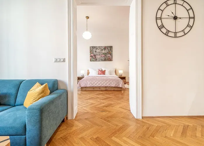 Апартаменты Stylish Luxury Flat In Old Town