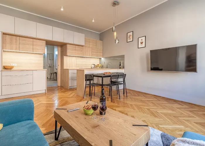 Stylish Luxury Flat In Old Town Братислава